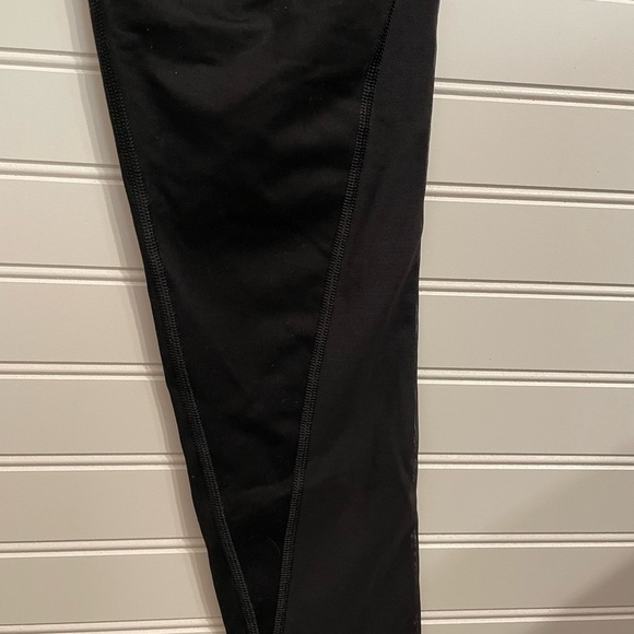 Victoria Secret Black Workout Leggings - Picture 6 of 9
